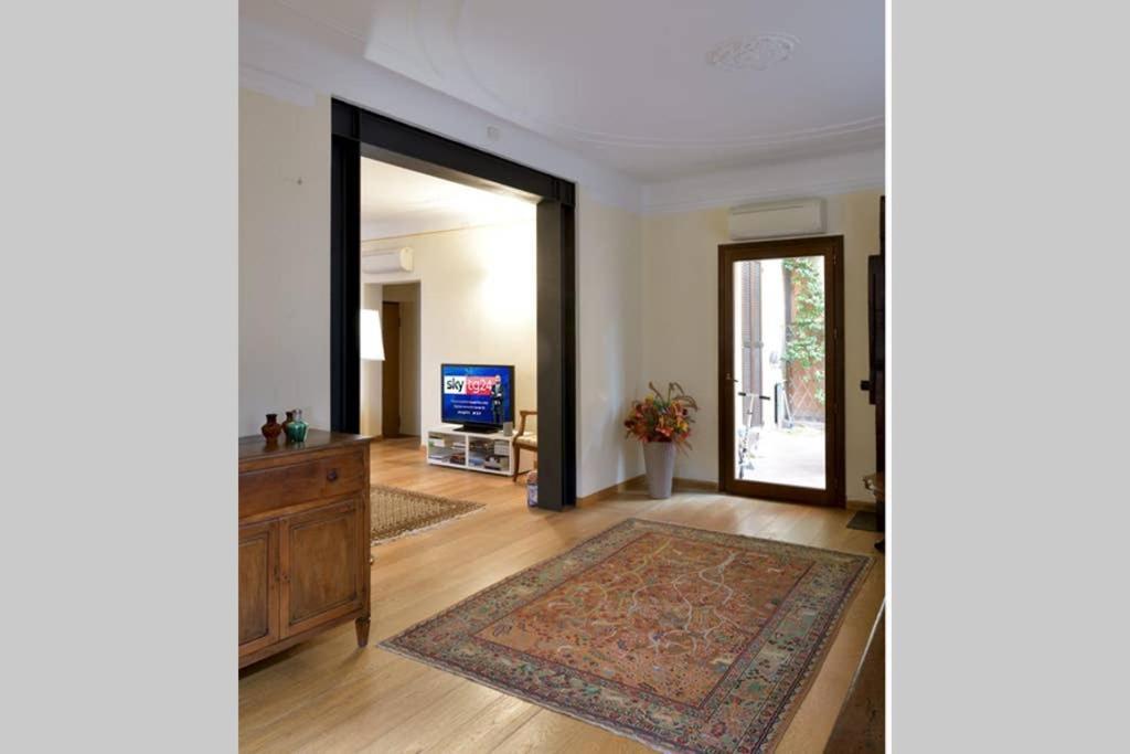 C-Rooms, Residenza Correggio Πάρμα Εξωτερικό φωτογραφία